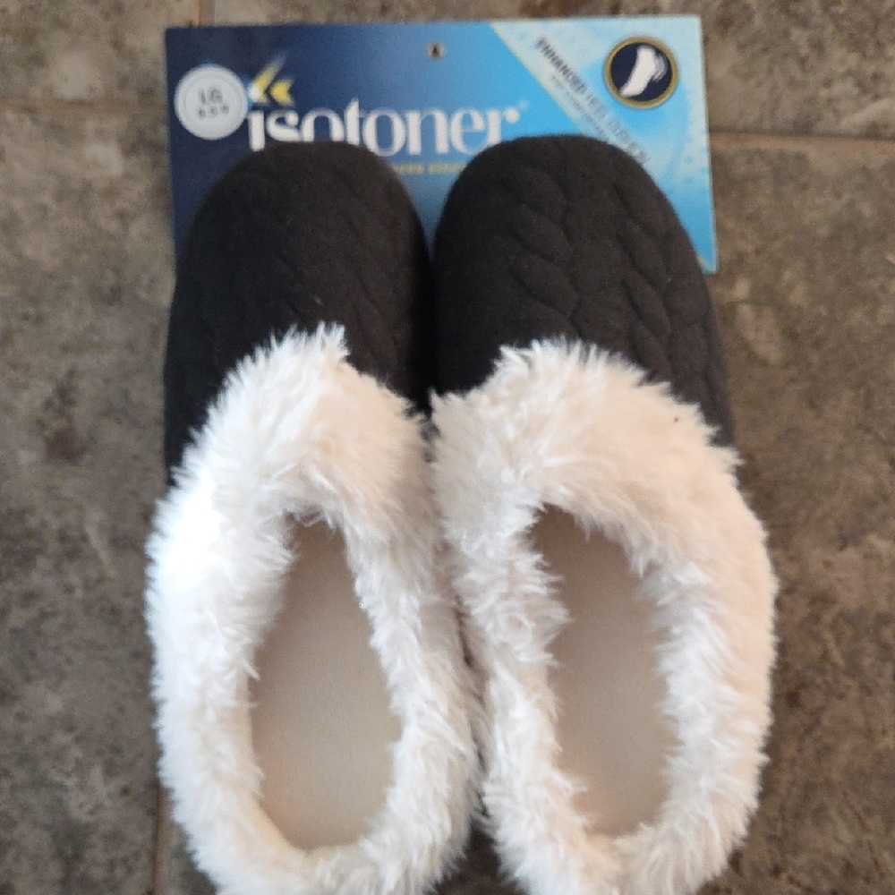 Isotoner Charcoal Slippers with Cream Fleece